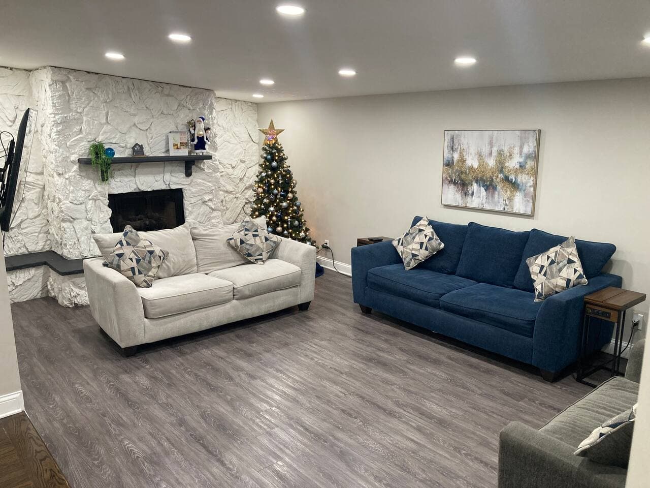 Burbank Home photo 6