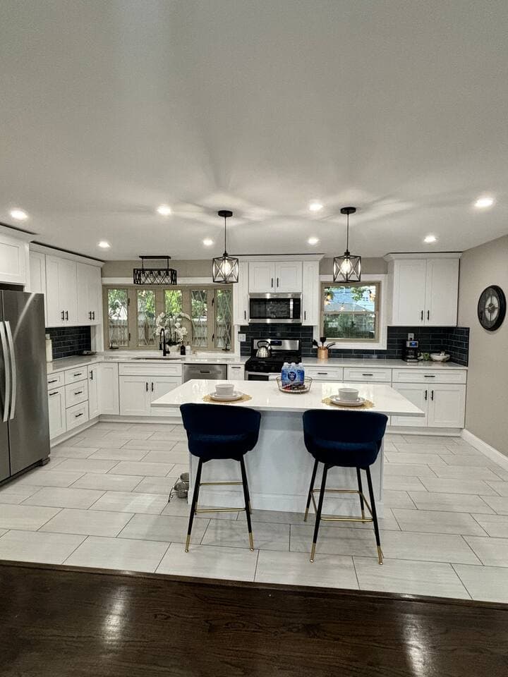 Burbank Home photo 5